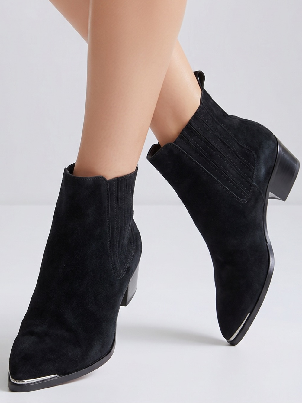 Marc Fisher MLYommi black suede leather booties ‎ pull on size 7